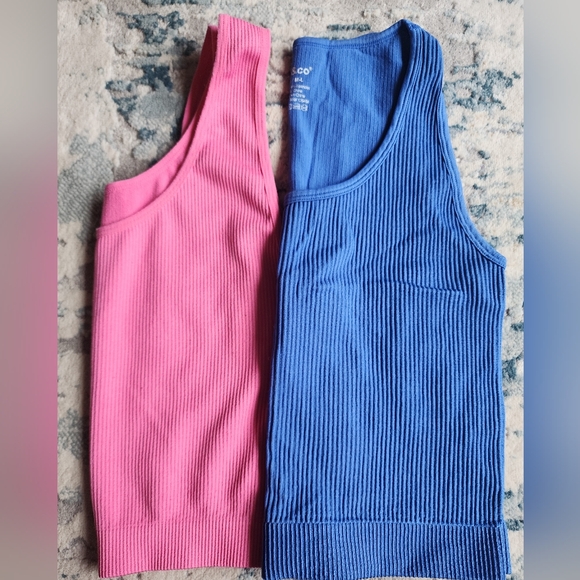 Crop Top Bundle Ribbed Size M/L - Picture 5 of 5